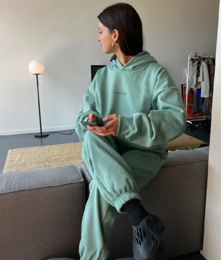 Mr Winston Deep Sage Puff